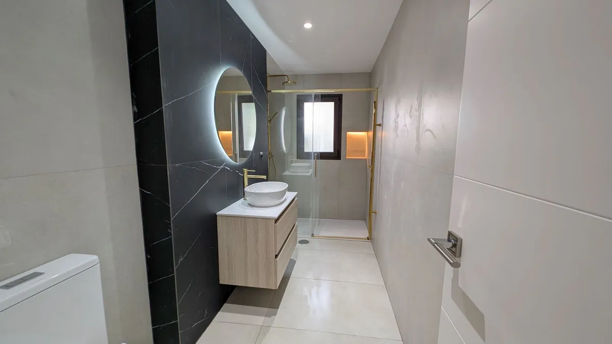 ab34304a-9730-4aee-8d9b-a44646dc21e9