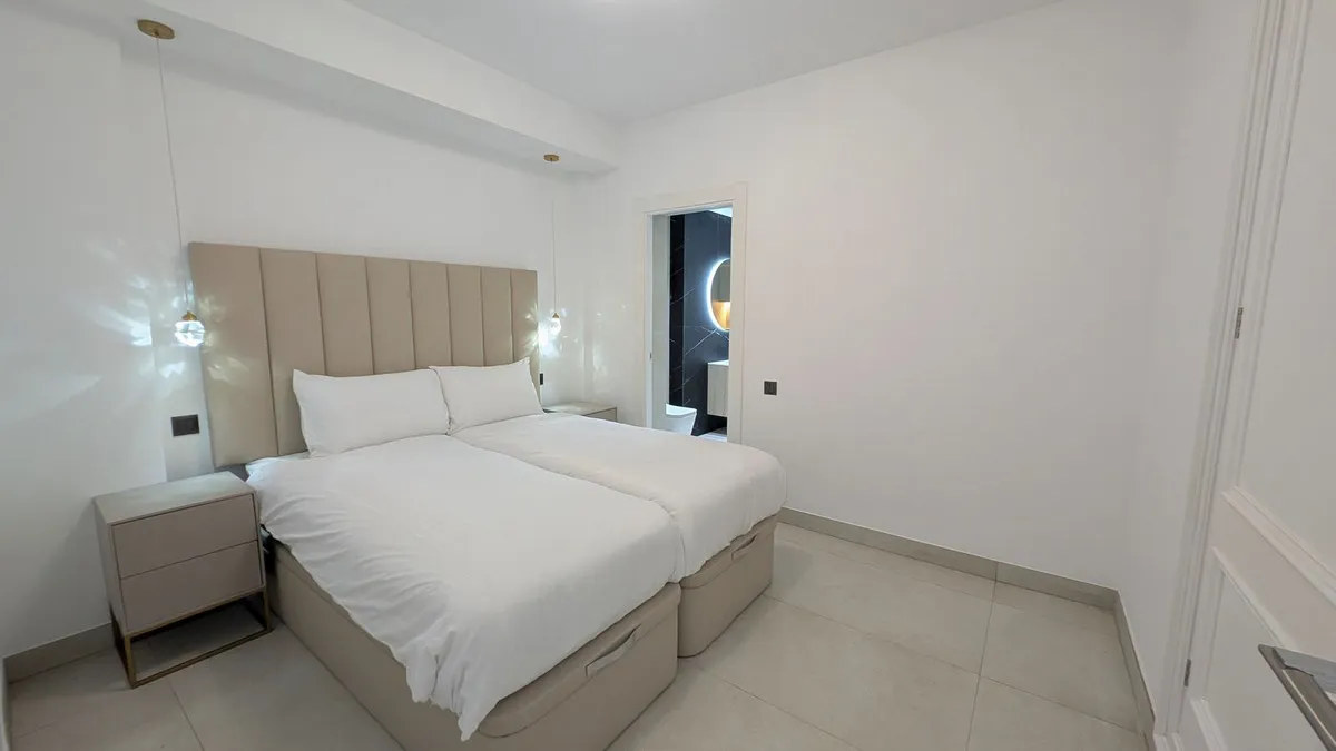 b18cdea4-63a3-4fa2-82c3-c6d138350ce0