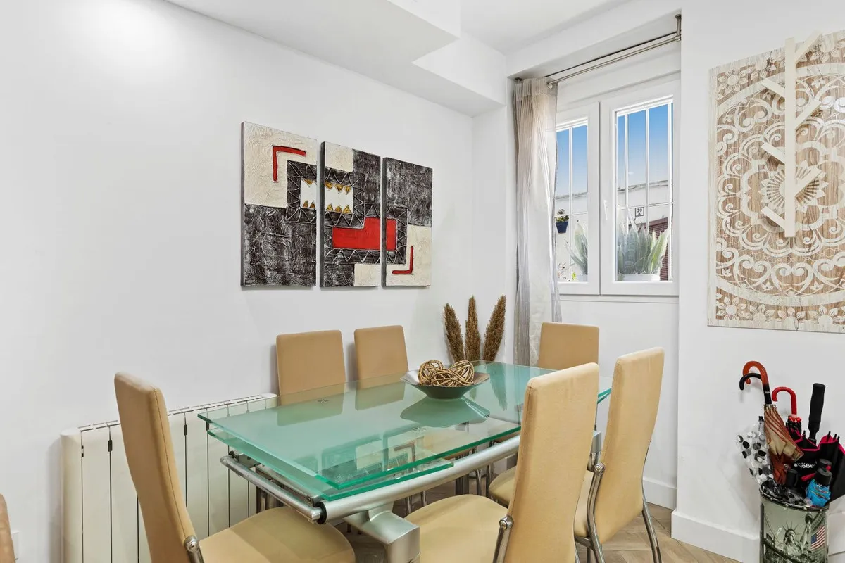 3b33fcc8-29b0-40f6-9ee9-c3462bf8e0f1