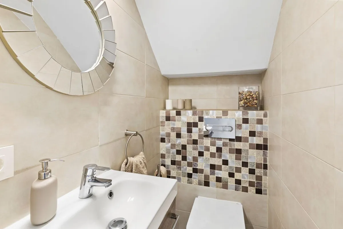 cba19840-9cc6-4ac8-878b-4e619928ba26