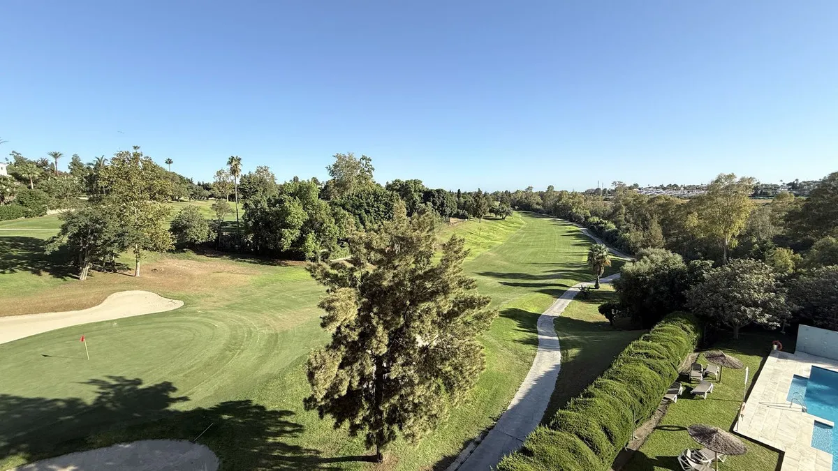 35a46c0b-d4a1-4a4a-9fa5-0924a0eca38e