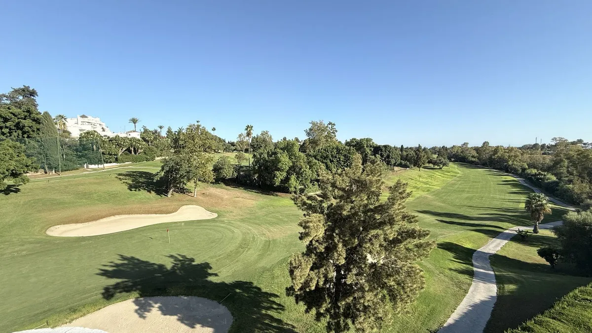 3c54236f-f30e-4aec-95ca-5d49d5cd1a79