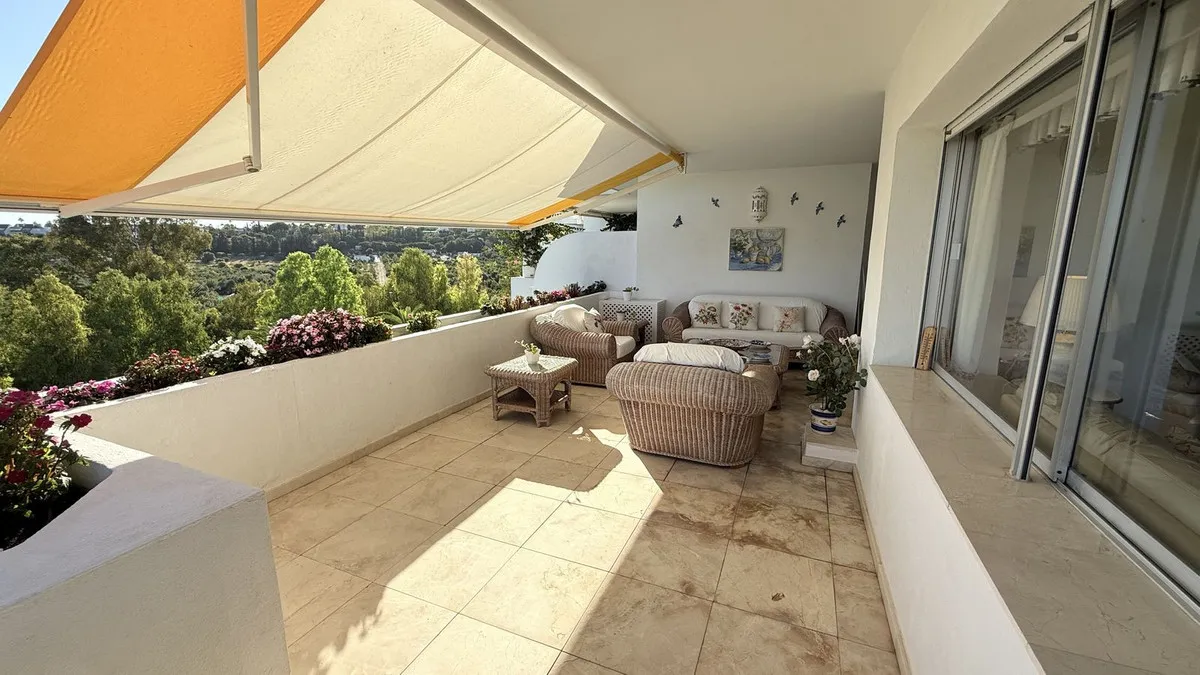 4f9b05c7-77a2-4585-984a-b303e34815a2