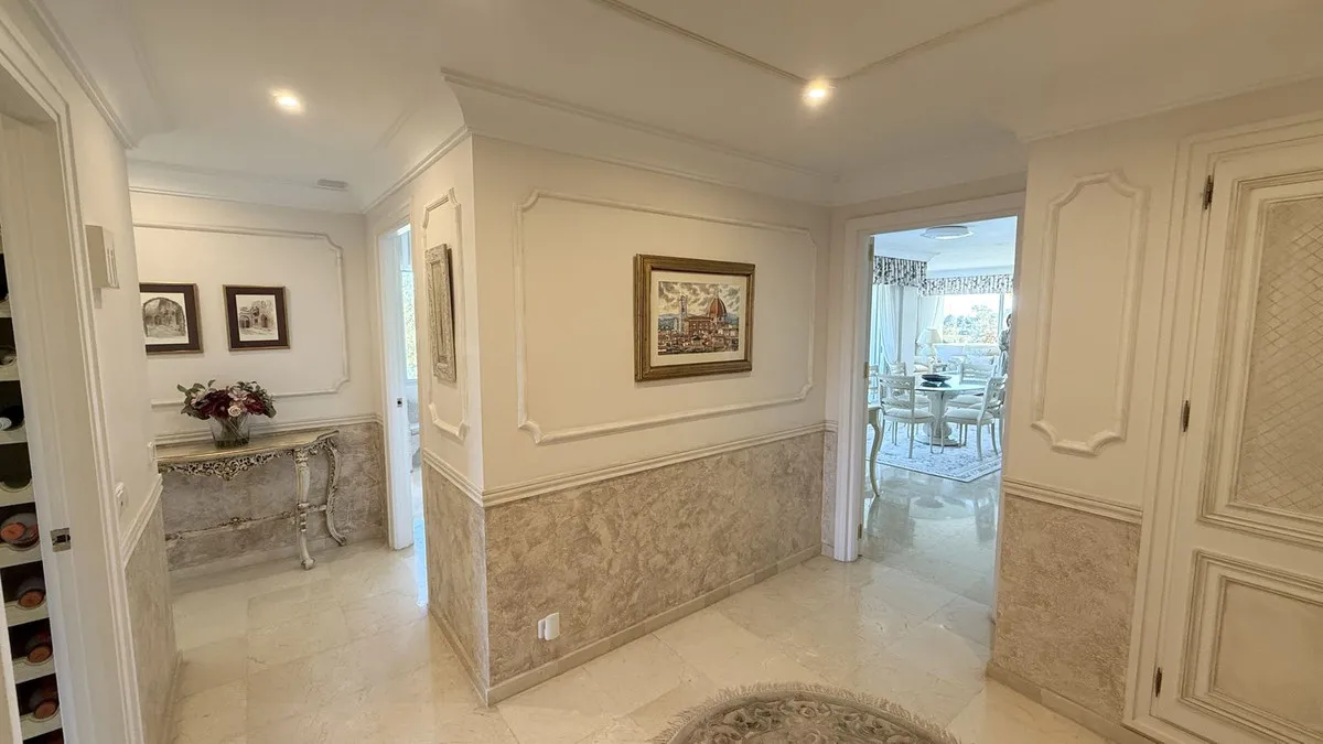 79f34ca3-9508-41d8-90e8-355c97f2e7d4