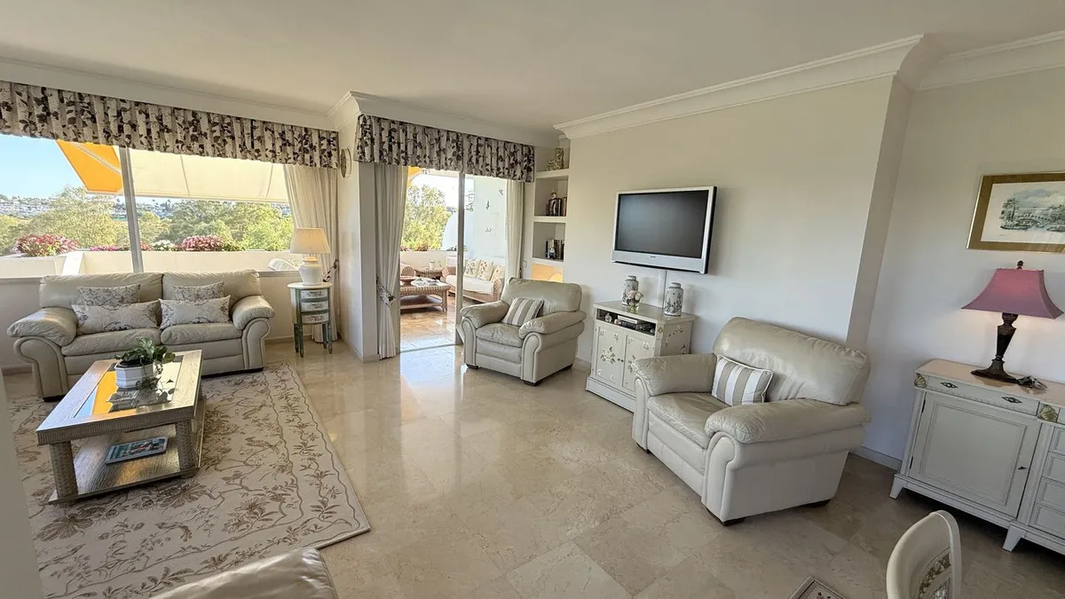 8eb7a67b-f3c1-4d10-b8ef-ef32bb98ae43