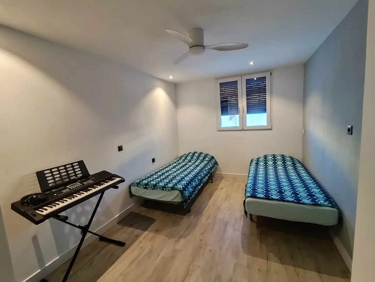 1de6f806-9803-41c2-b461-98637d63b8c7