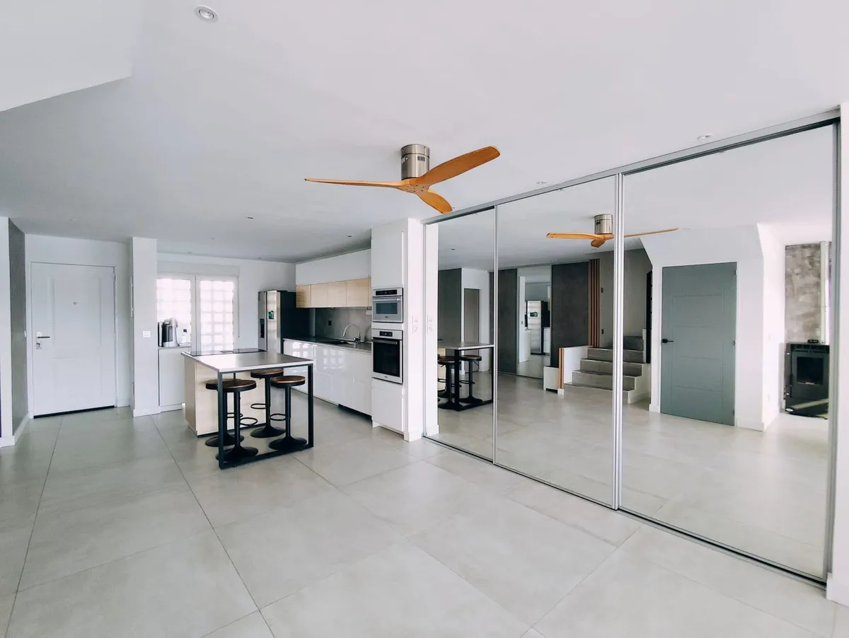 2cd463e0-183c-4bfc-8a2c-3845b480d2f3