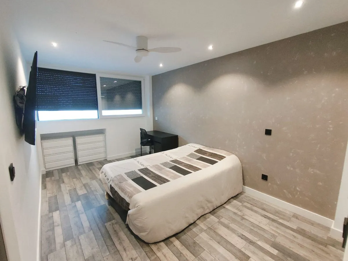 880b13ce-ca8d-43b5-b0ad-7734f4c328a9