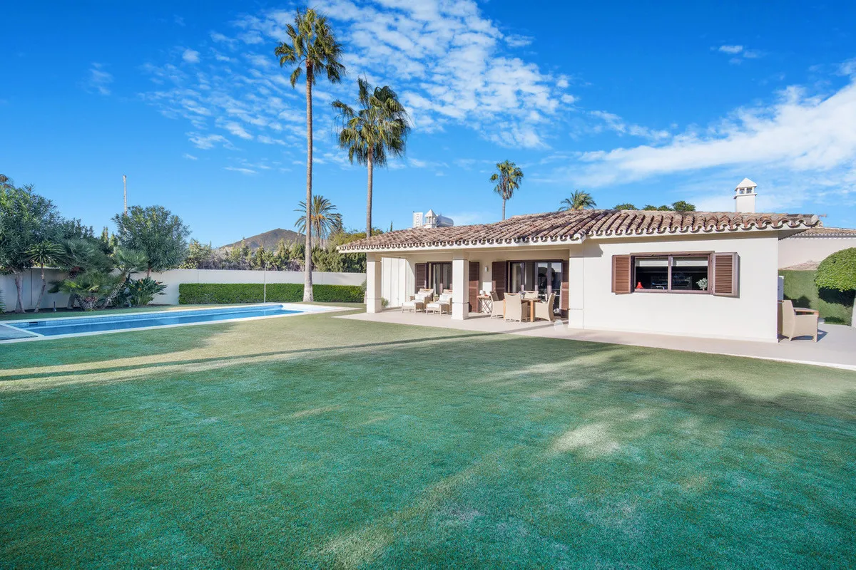 893a920e-d767-475d-97e3-7307f2f300a6