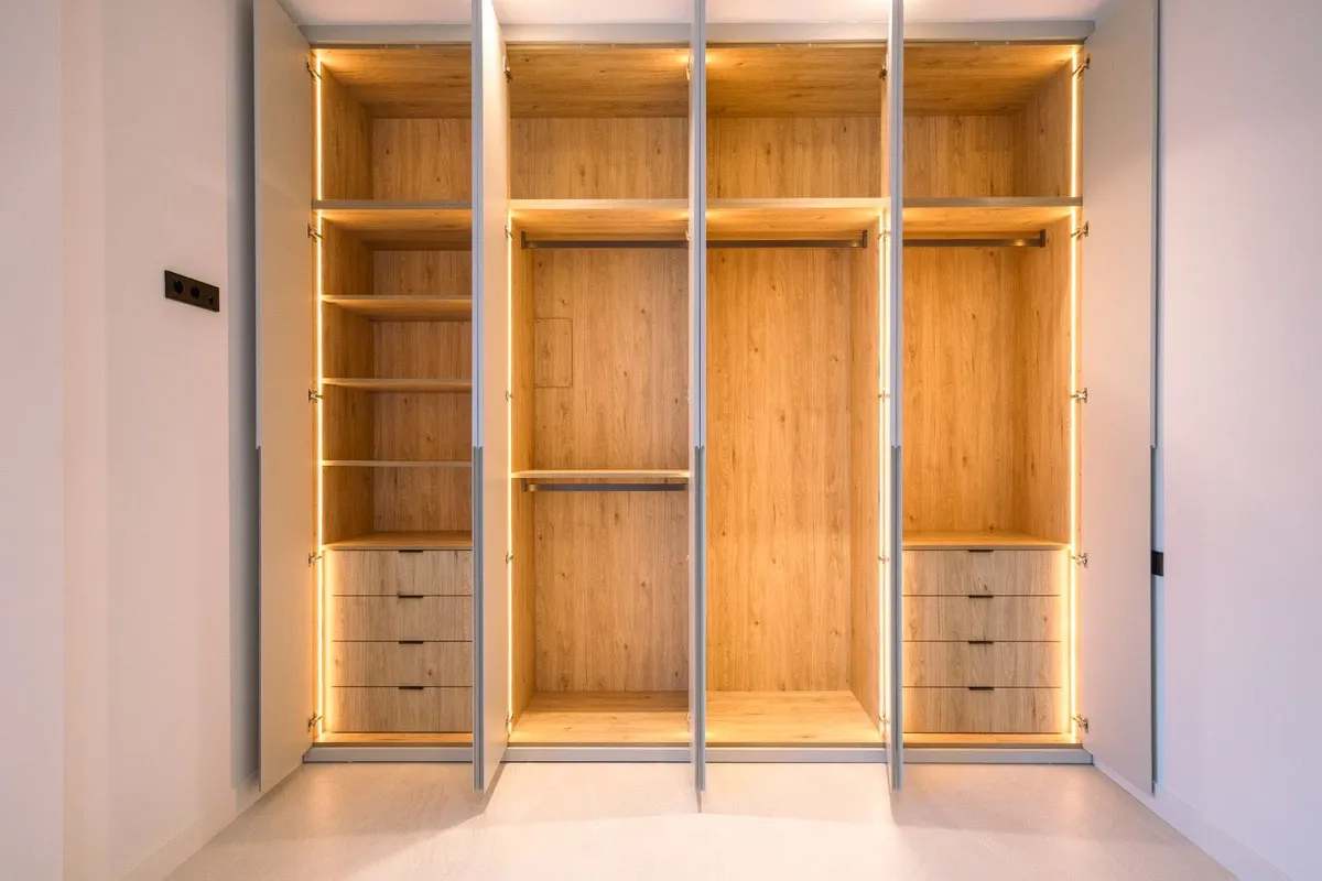 9fc99a9c-bd27-47f4-9a52-fa30483436fc