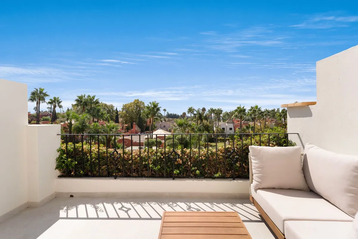 4d798925-09e4-4fbc-a88f-3d20fbc46967