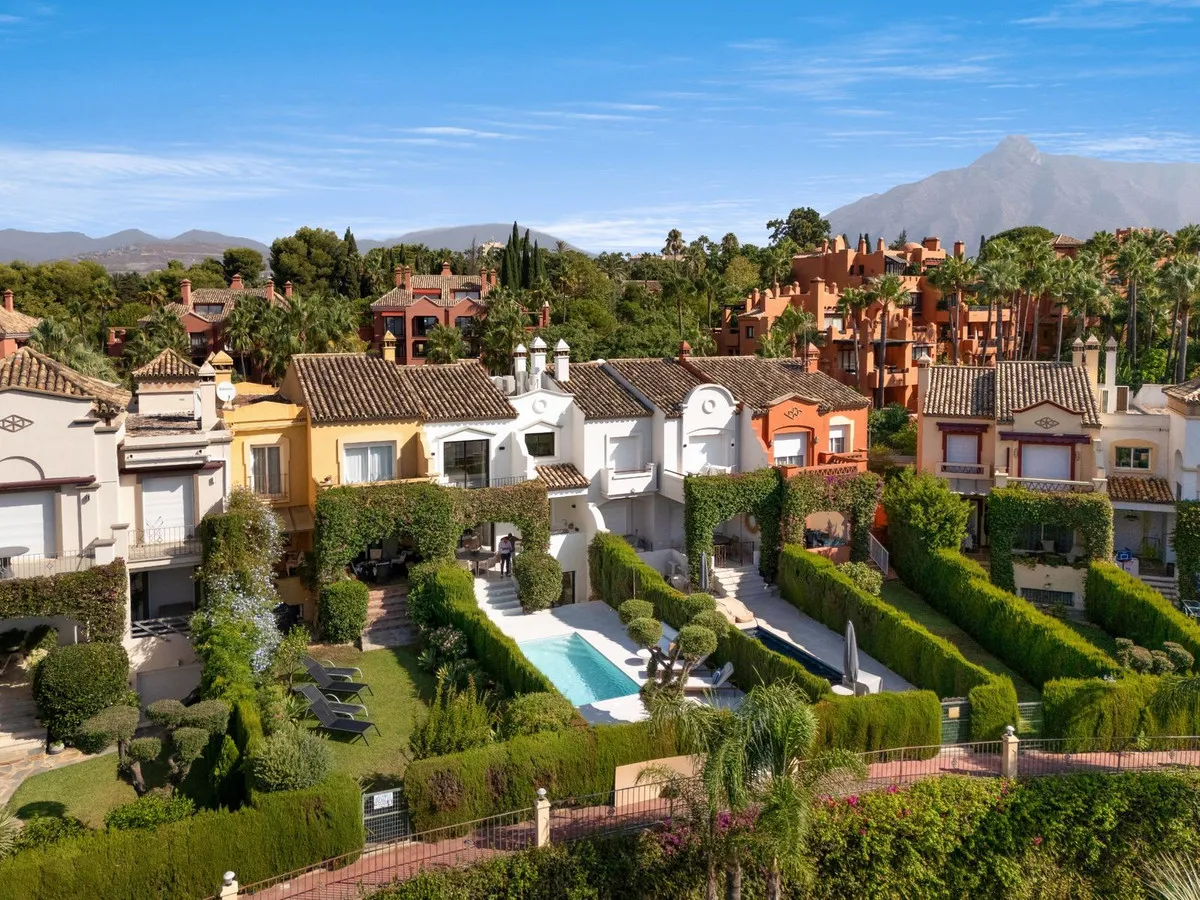 70995cb9-3882-46e2-ab52-d6bb264e2ddb