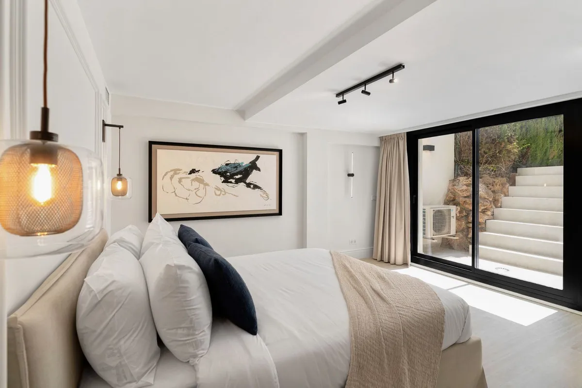 c19b44de-497e-41cc-be76-ba60c0fbffd3