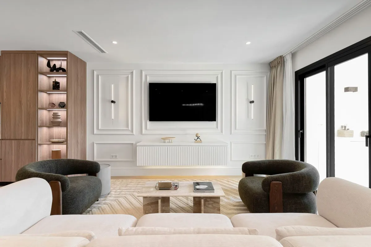 e09d1e1d-b652-4e2c-a710-1190f4a6d38f