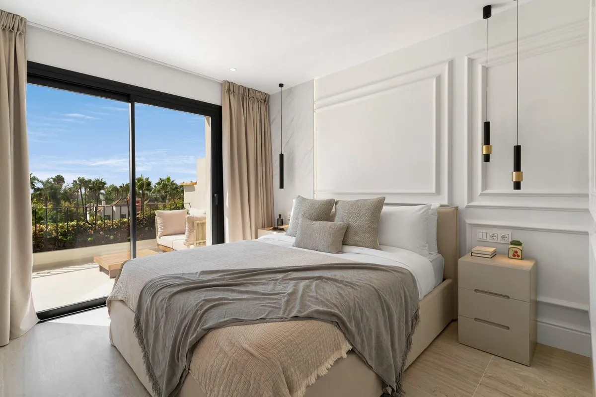 e23a3181-f358-48fa-b698-be5af57c8993