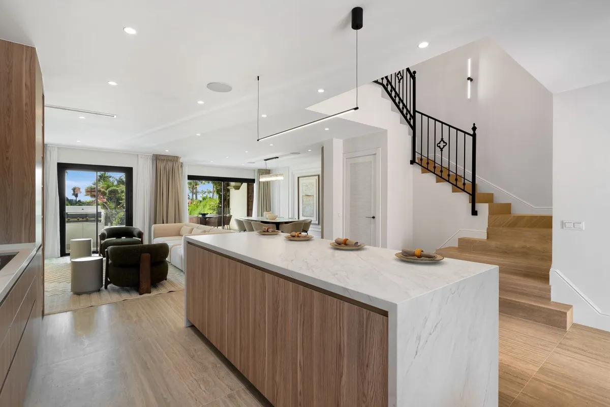 eebc91ea-dc86-498b-8253-7ab70f9bd097