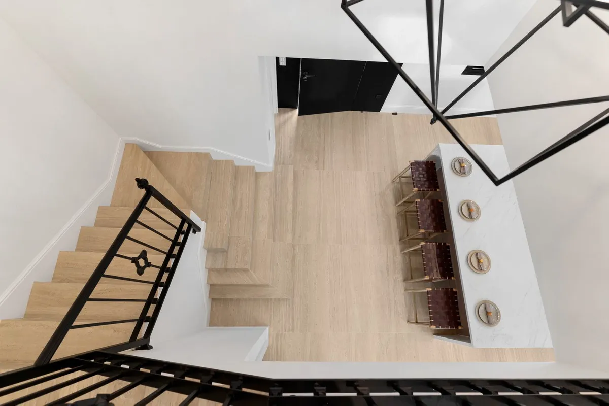 f736fa31-cc14-4bae-afd4-9012039603a6