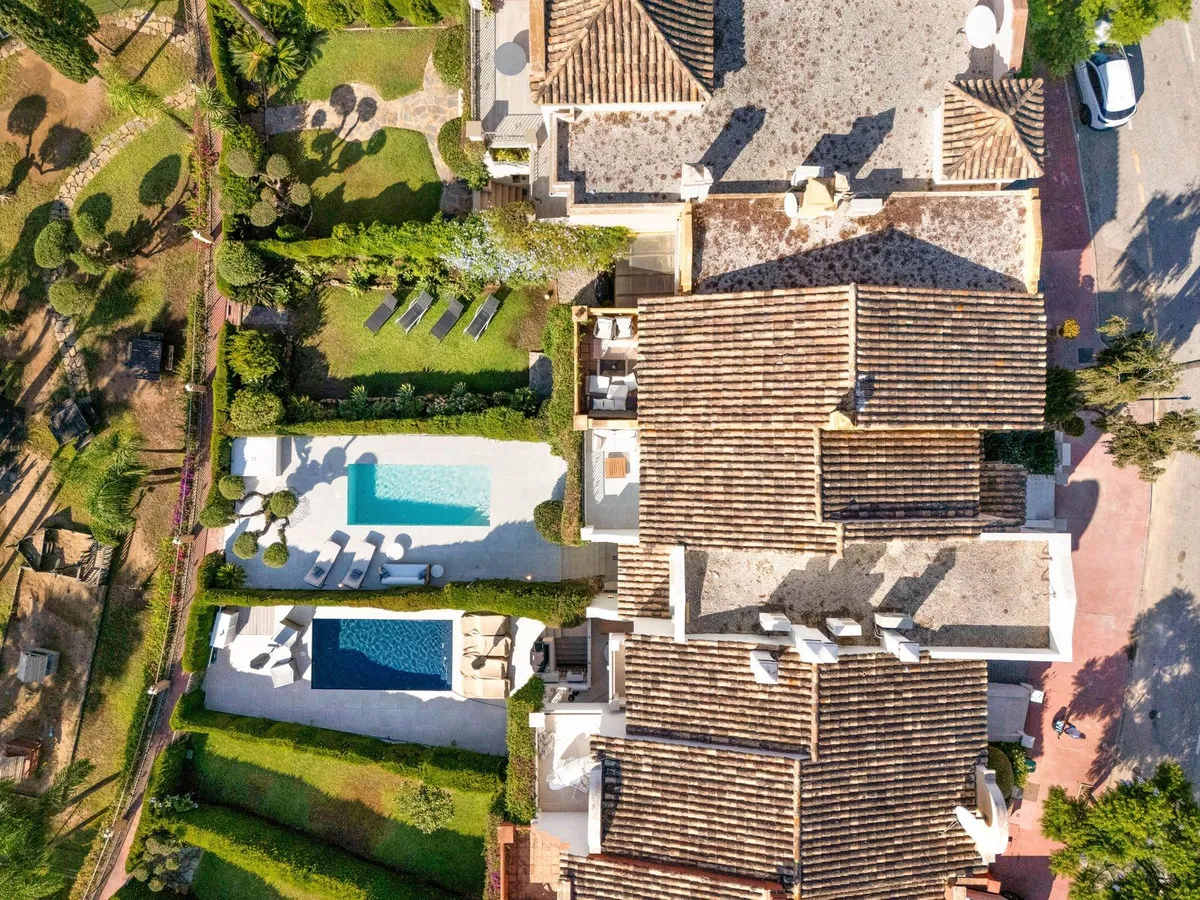 f7c6f429-bee1-4fc4-b1fc-286fb50708e5