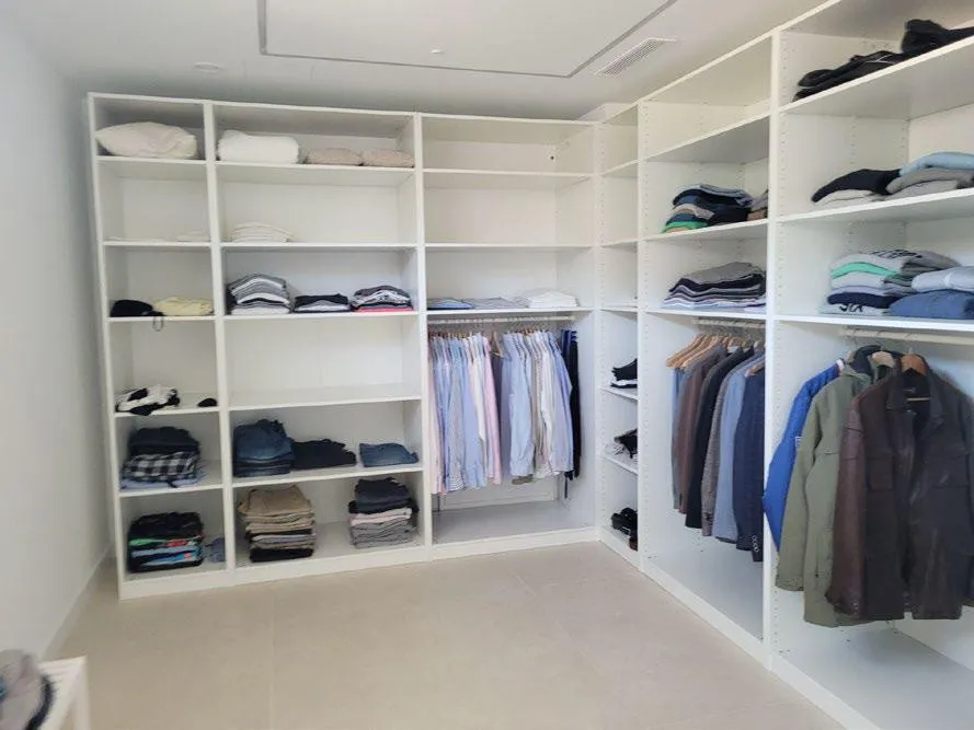 ba6599ec-8d6f-4b0a-934c-df0a7fe8aafc