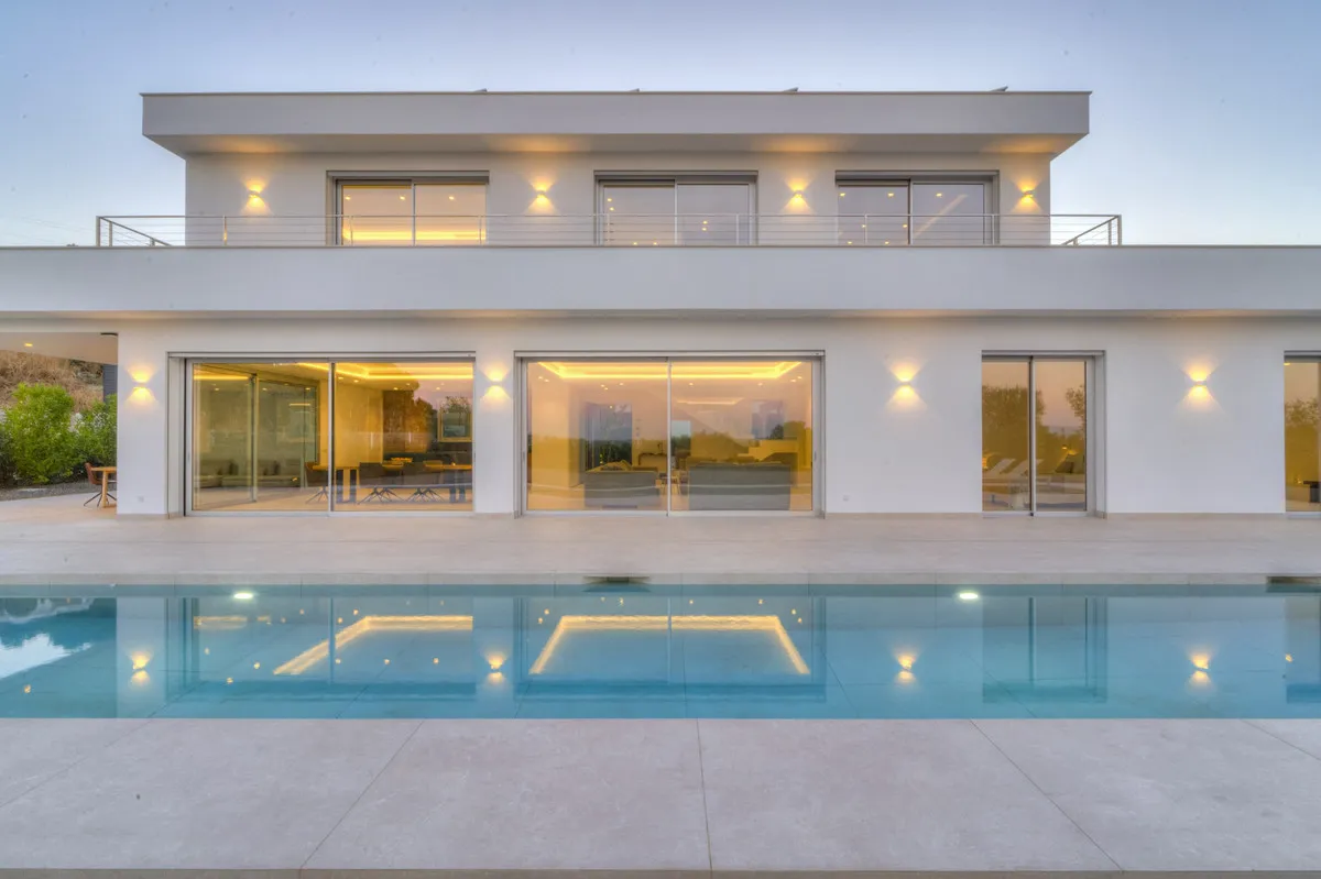 c3709900-9c00-4074-b18e-7460e90a9acd