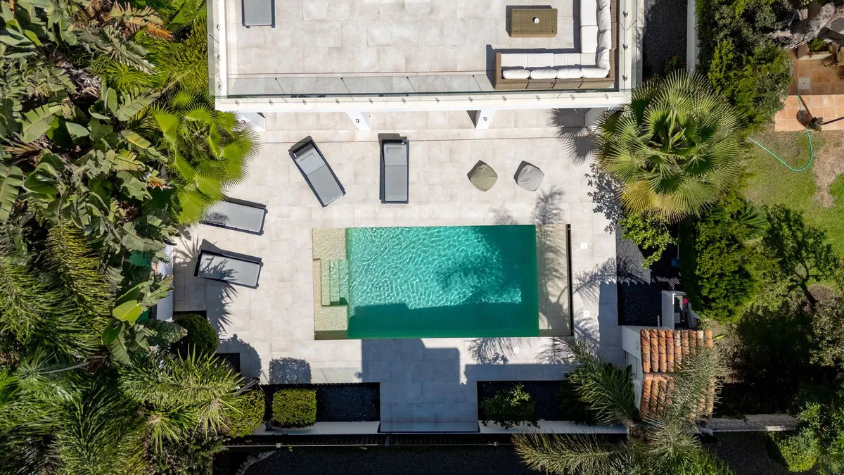 eb5ce80f-d1e4-4f7e-9e58-088c436e65b3