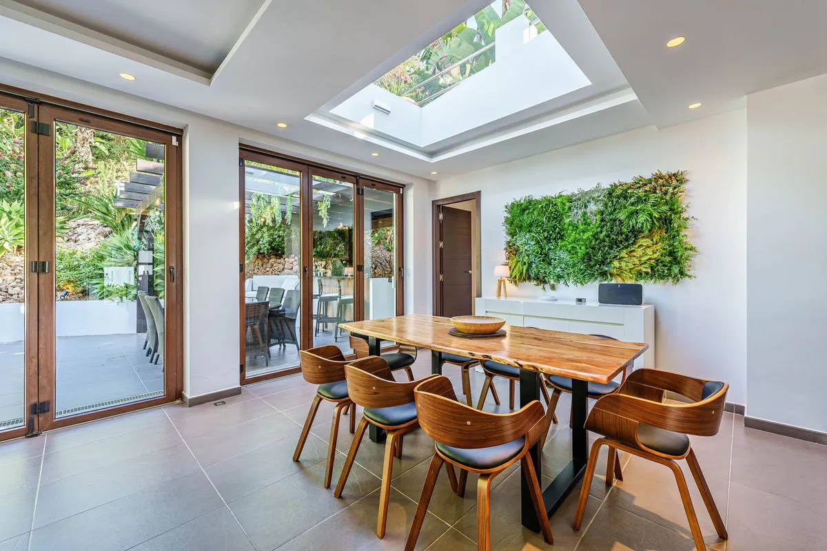 5f4c1762-9bda-45eb-b448-b436d381639d