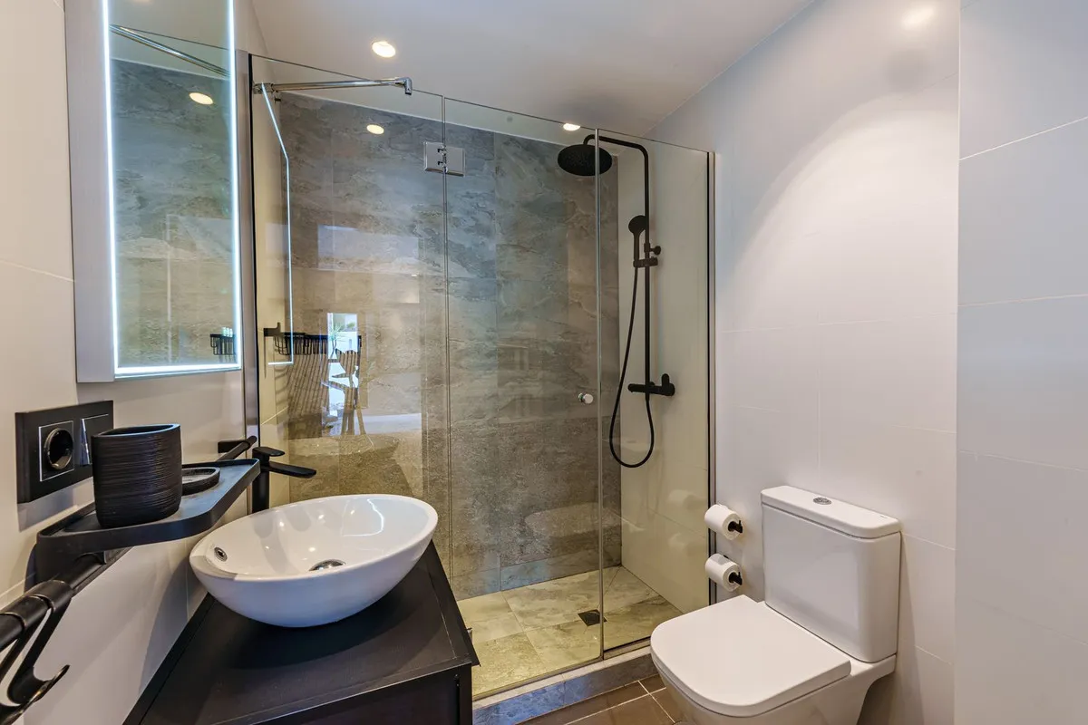 741114b2-6d5d-4edd-ba90-ab5ebf02250f