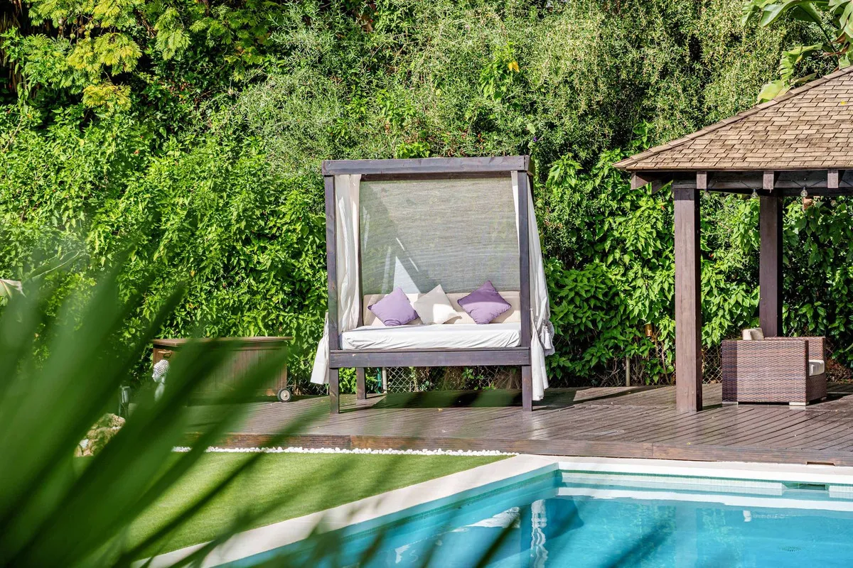 77f84ca2-eb89-4633-9577-262e1ad4e1e0