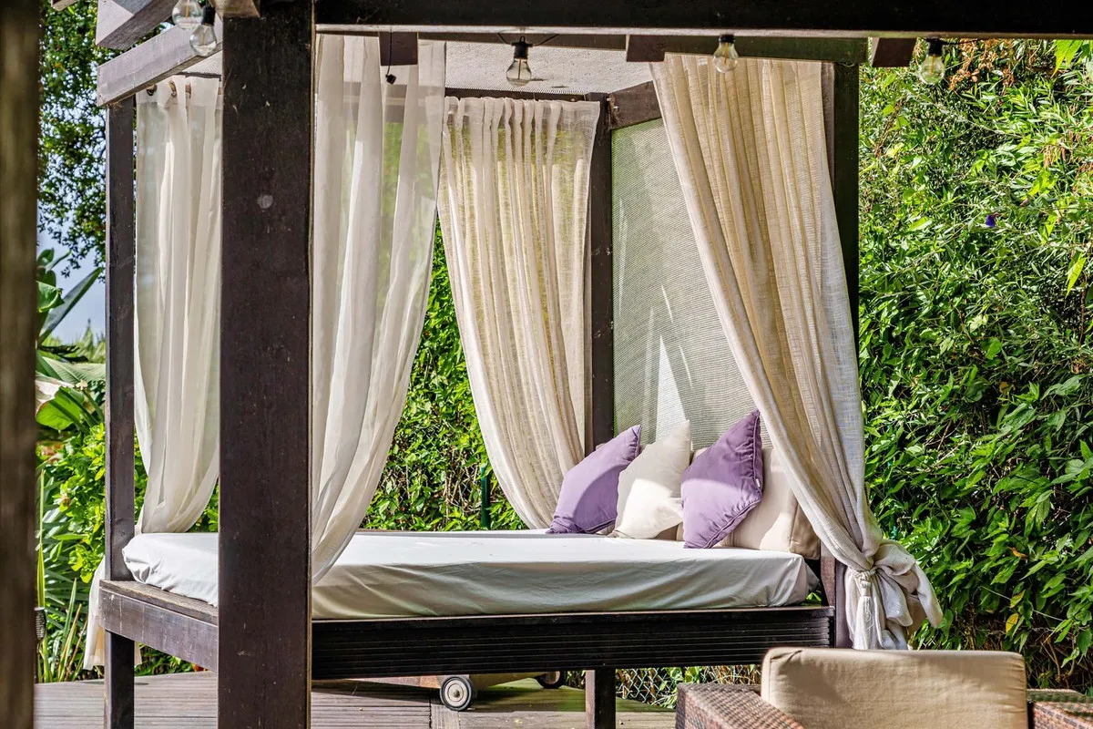 7b314c87-2028-4c0f-9347-0cc04c1ebf10