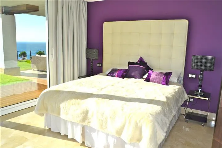 1b109713-4214-495d-8892-5f7645c04535