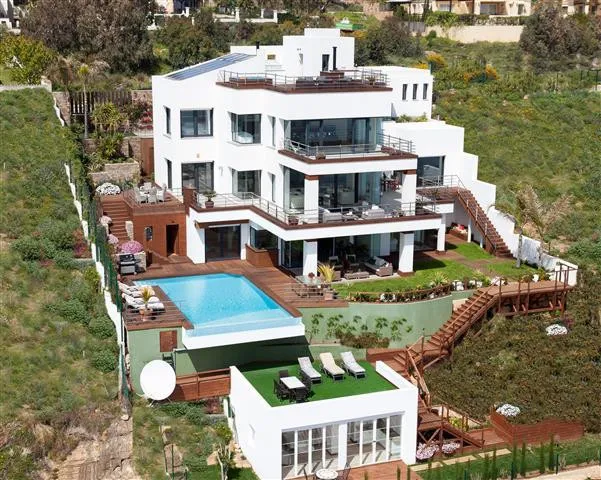 4cb19798-9fe9-4503-b65a-d08ebc13453d