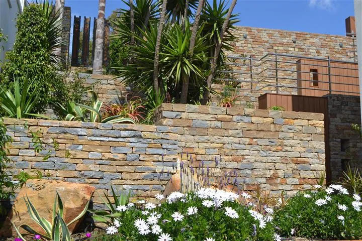 a21dc6fa-8da3-4165-8273-193959b60d74