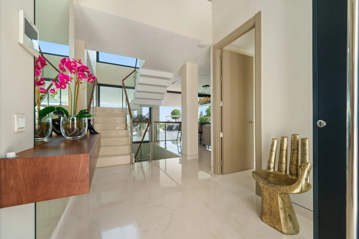 fdd98773-5c31-480f-a238-77170b3e1b65