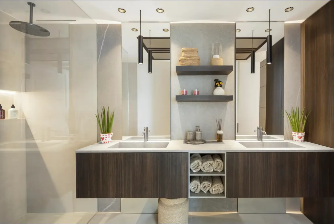 e3aff826-7a9b-4fcb-8b3b-320d5b84bc69