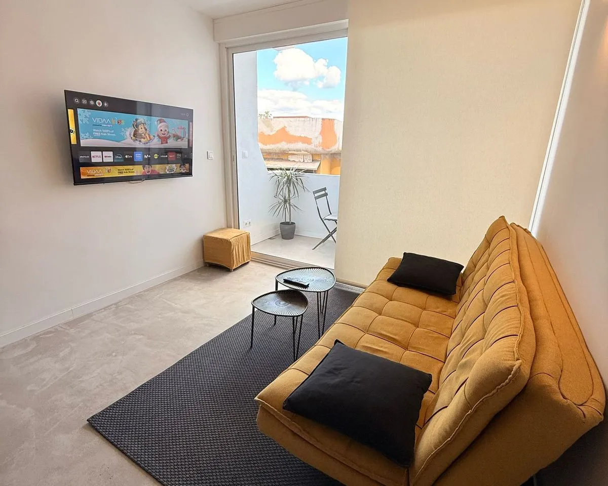 067ddc83-8747-4721-ac76-33b5515cd2b4