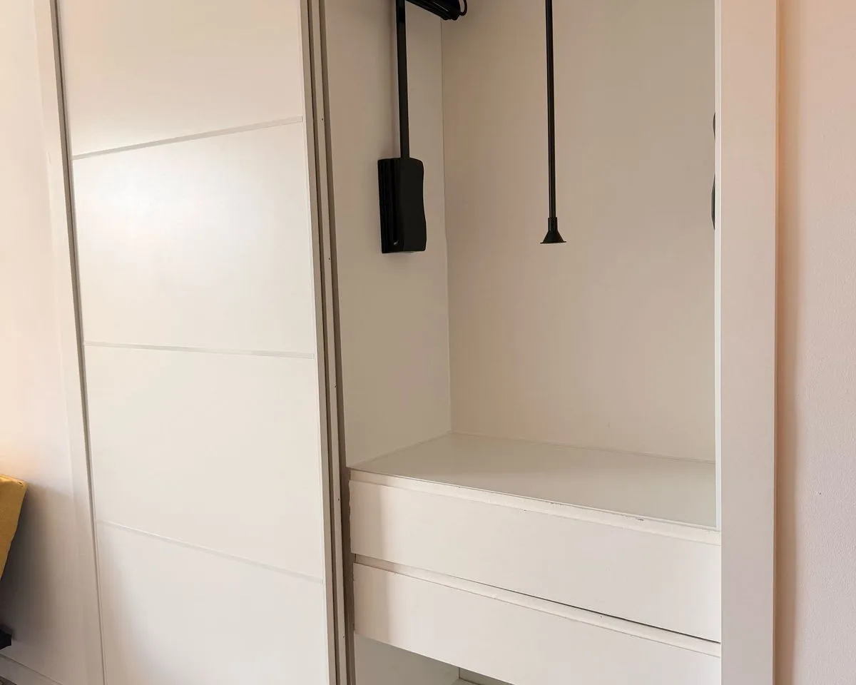 5a9c0823-ece5-46d1-bbe5-ad4651221b24