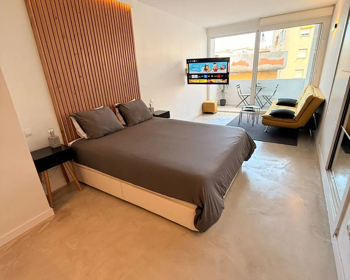 Chic Studio in Torremolinos with Investment Potential