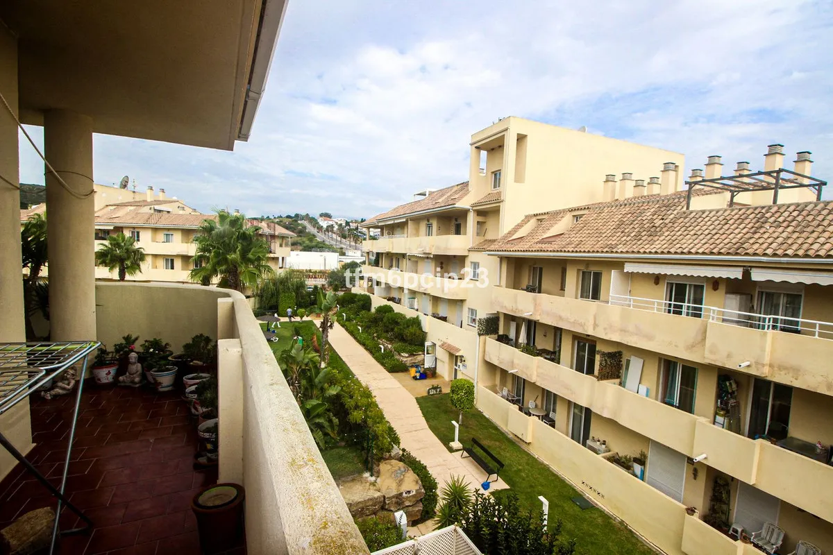 54fc5d46-1b11-48d1-b337-a853ef83a3cf