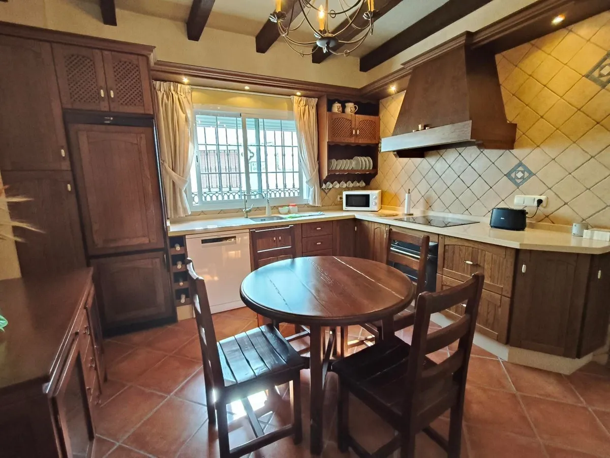 06acb882-e5e0-42c5-a348-2c5e82b9dc5d