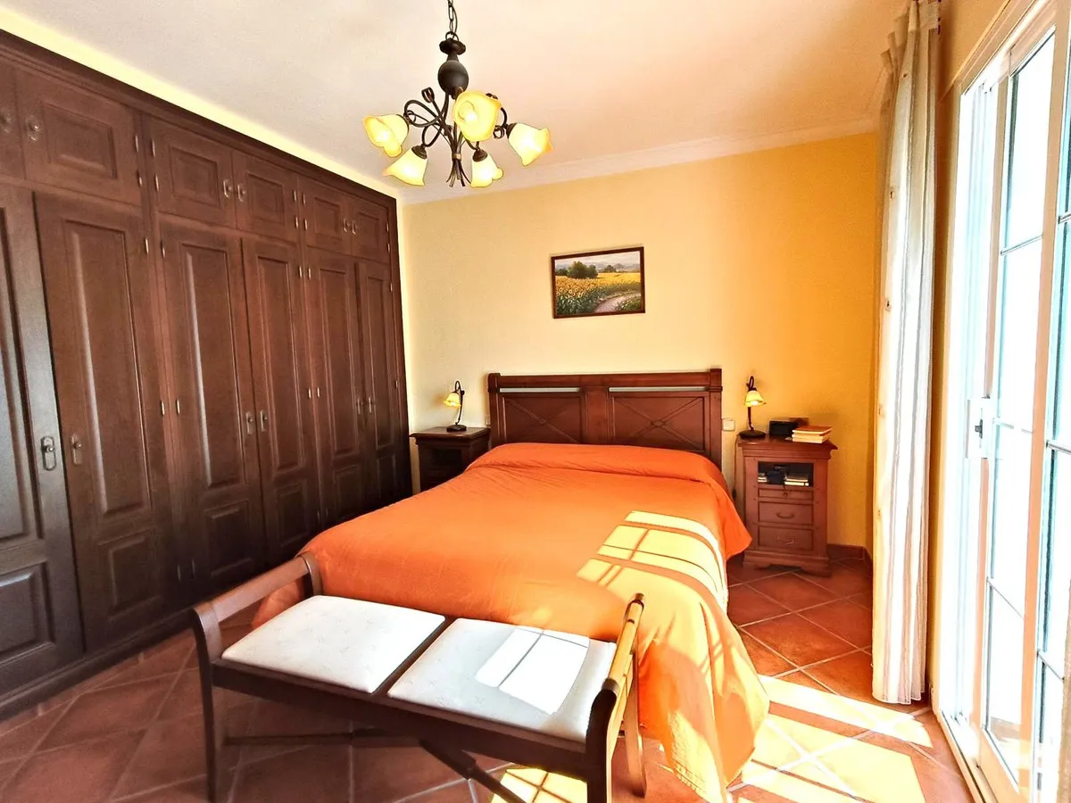 42690634-1893-48b6-b8f7-4ef47a36b47e