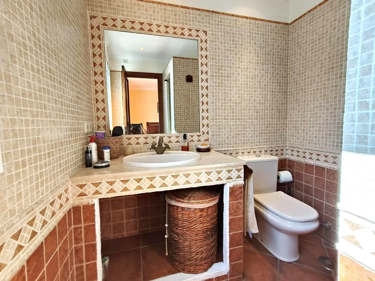 8833107c-367f-413a-8923-5c9b949f580f