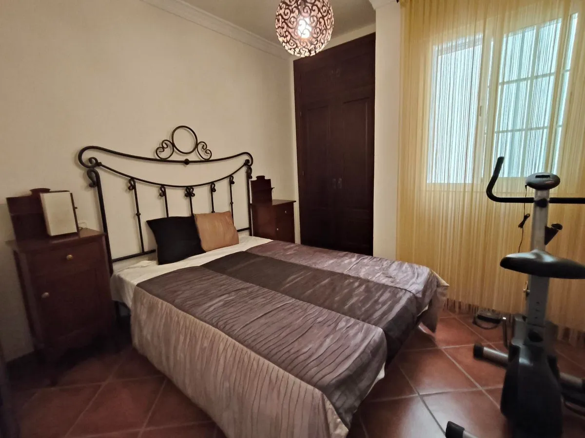 afceeb81-1d05-4e08-8758-6322aad12415