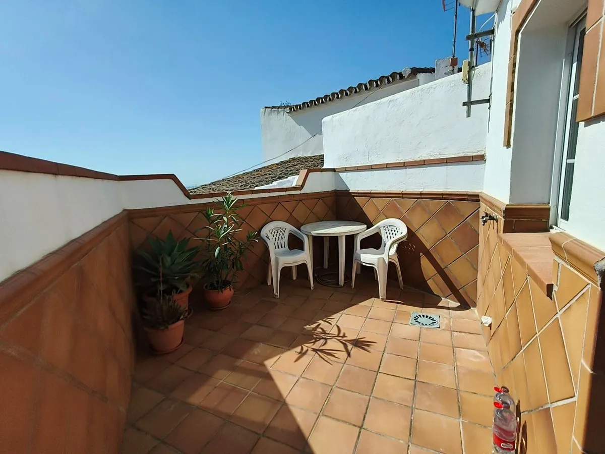 ce979c44-d77a-4014-b23a-6b5e825bb916