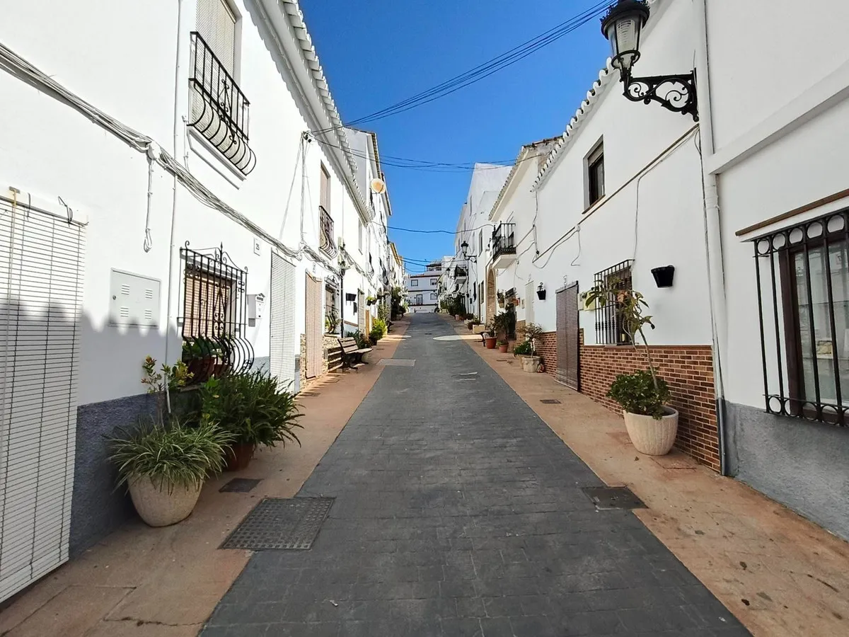 d42d5376-9f03-41df-88fa-08700445afae