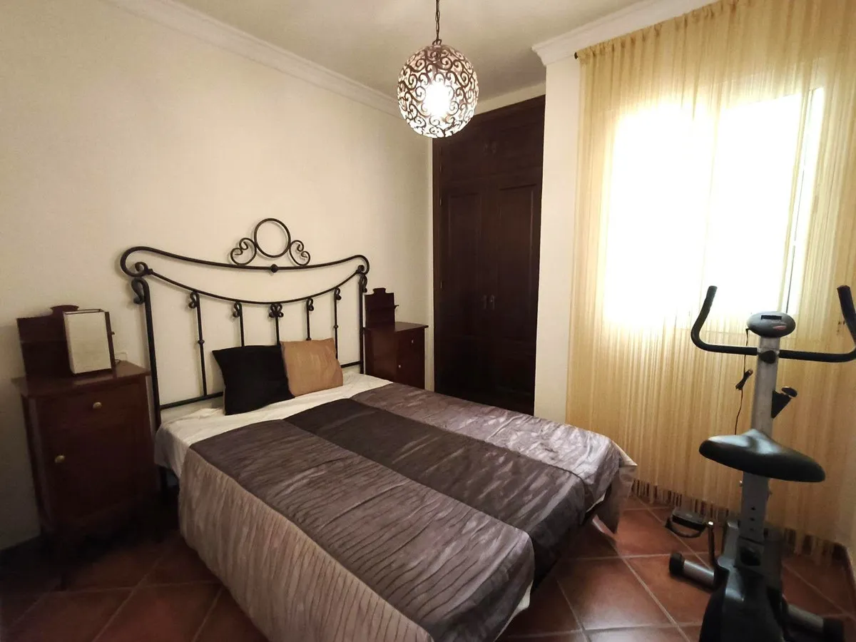 f1e7ec63-0445-40ea-af3c-6c4ab464b3ab