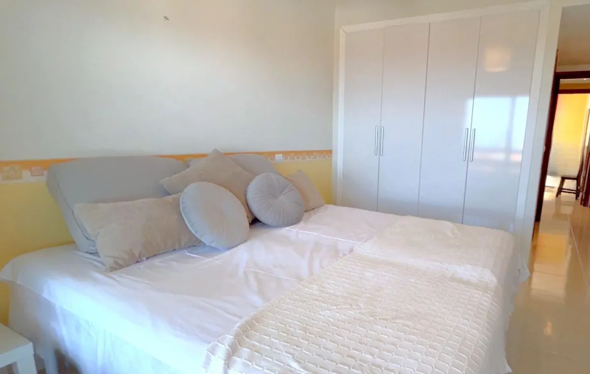 8dcb1cc6-2439-443c-b8bf-c149c4e7ffe1