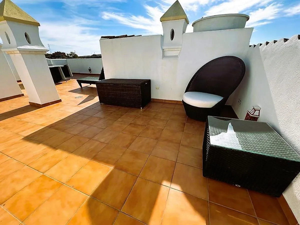 f5c79967-9550-43bb-ab0b-f67c5eed6634