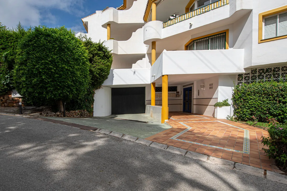 1c24ac93-e6f8-44f9-8fac-4722c08dbdbd