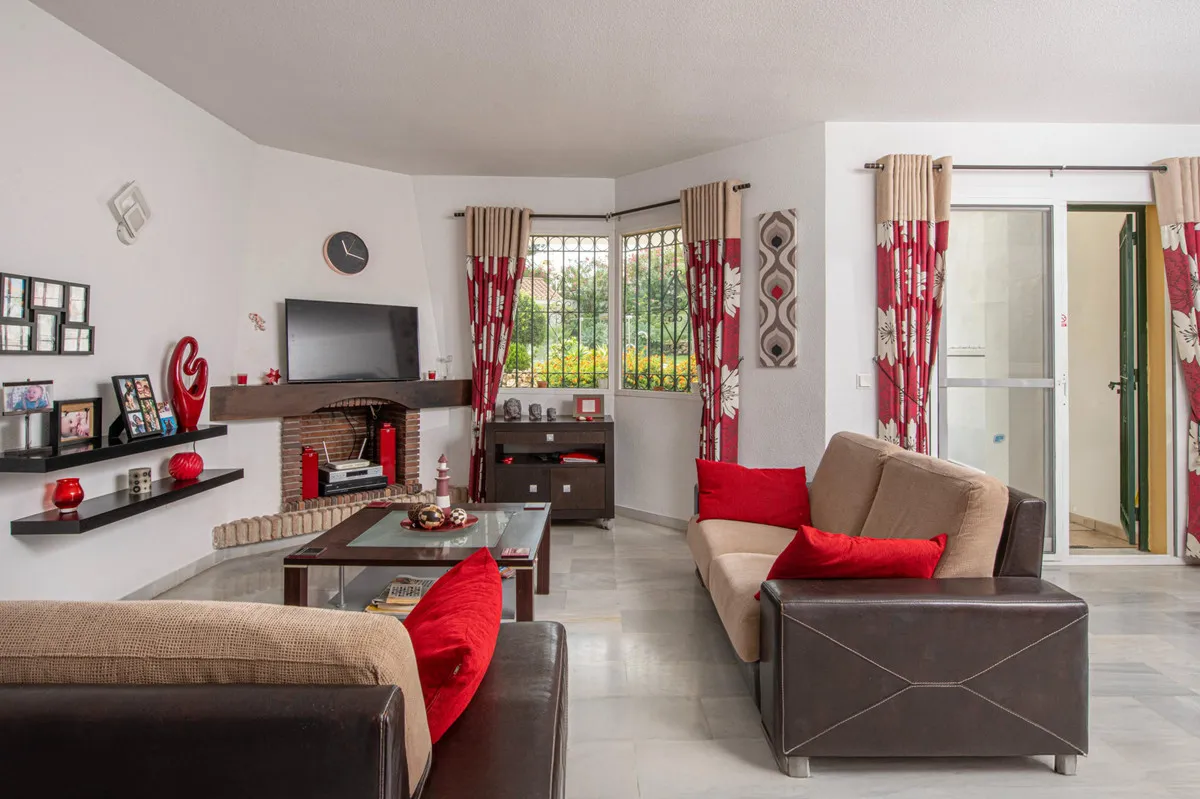 62bcc30c-fd67-4dbd-8c23-4c746a1e8bfd