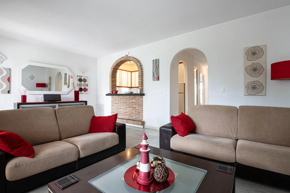 8801248d-23fe-461d-a589-3c4daac86a22